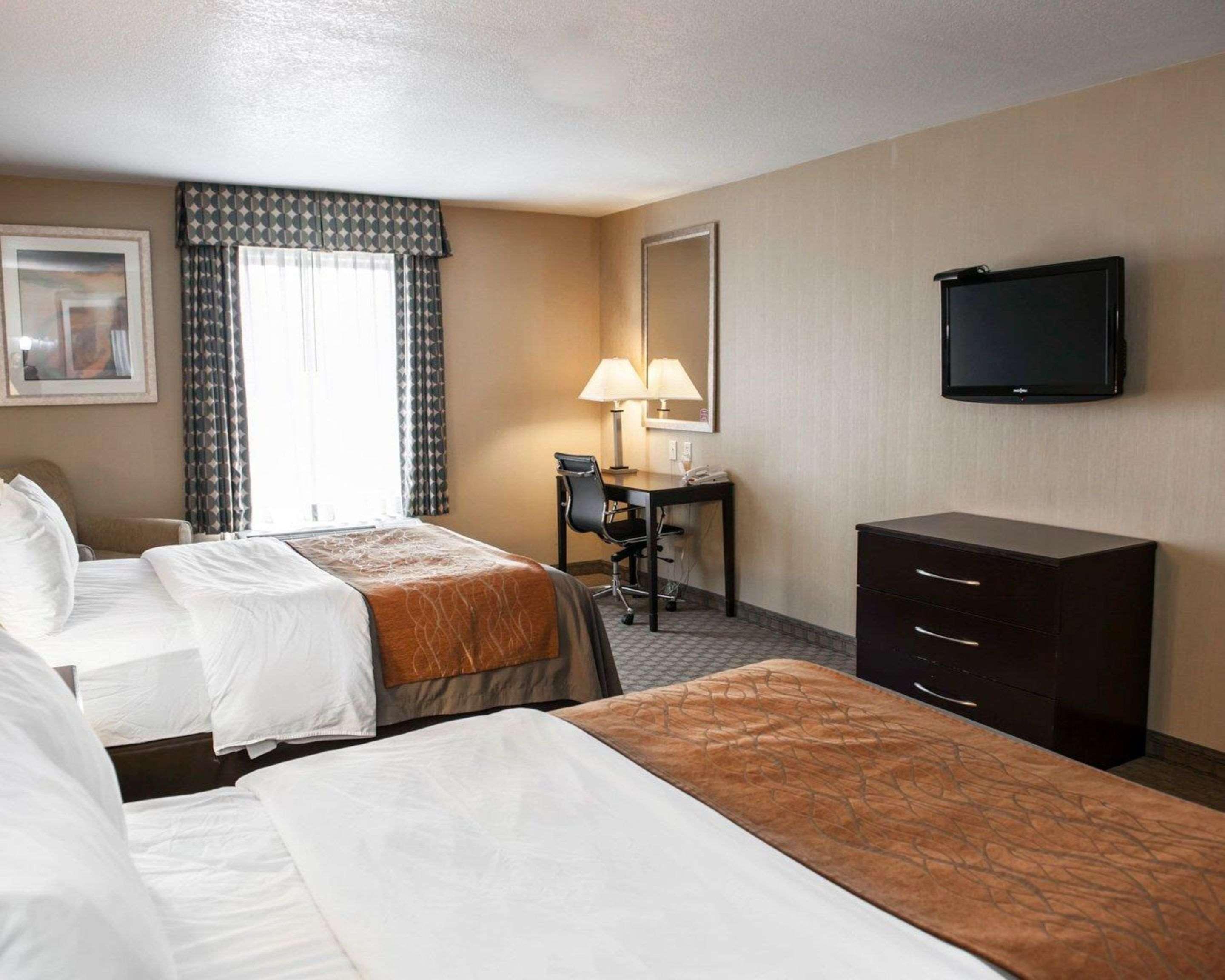 Comfort Inn & Suites Манси Экстерьер фото